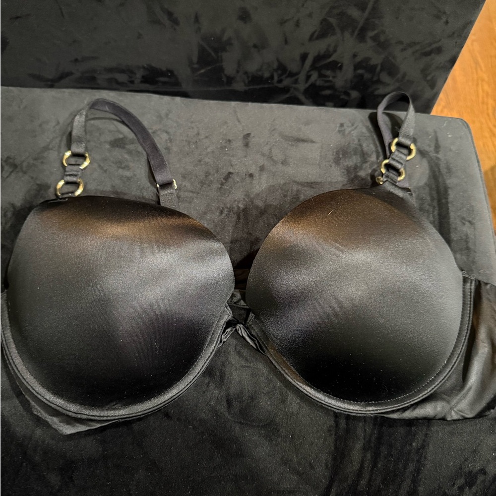 Victoria's Secret Very Sexy Push Up Bra